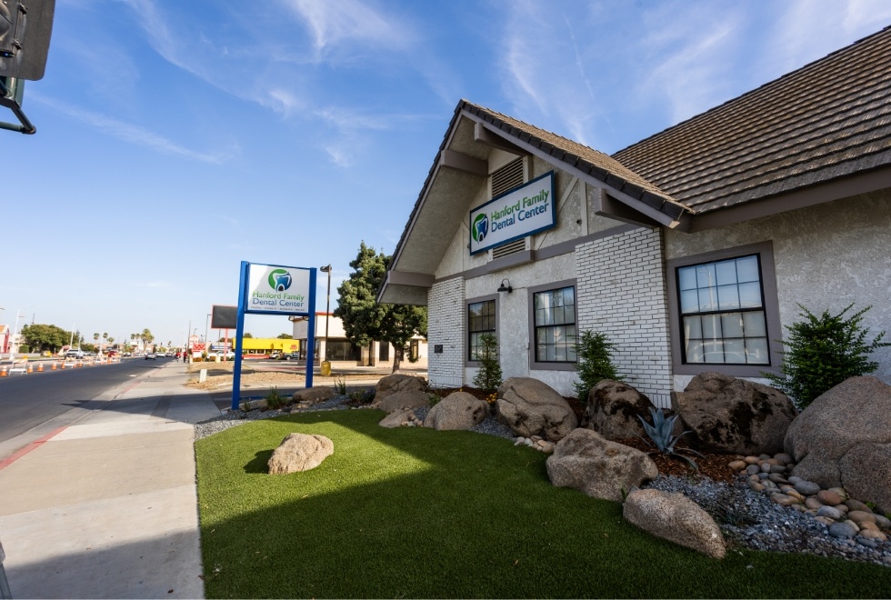 Front side of Hanford Family Dental Center office building